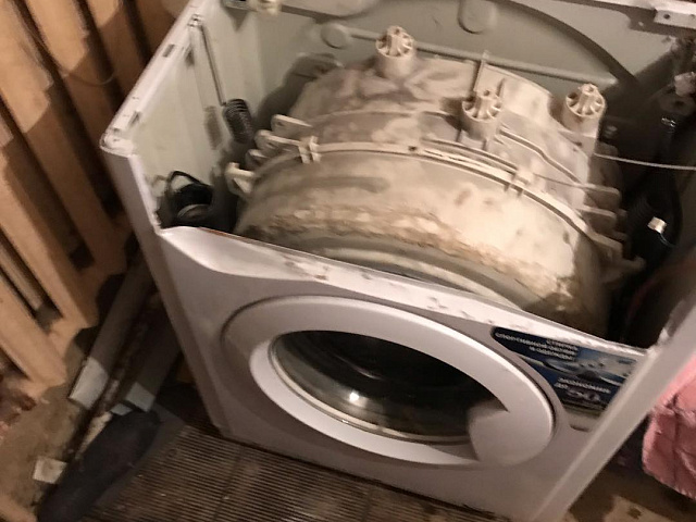 Замена барабана стиральной машины